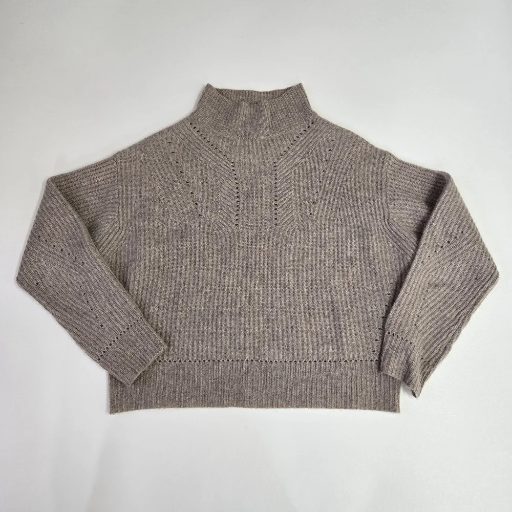 AQUA  100% cashmere‎ Novelty Stitch Mock Neck Pull Over Sweater XS Soft Beige